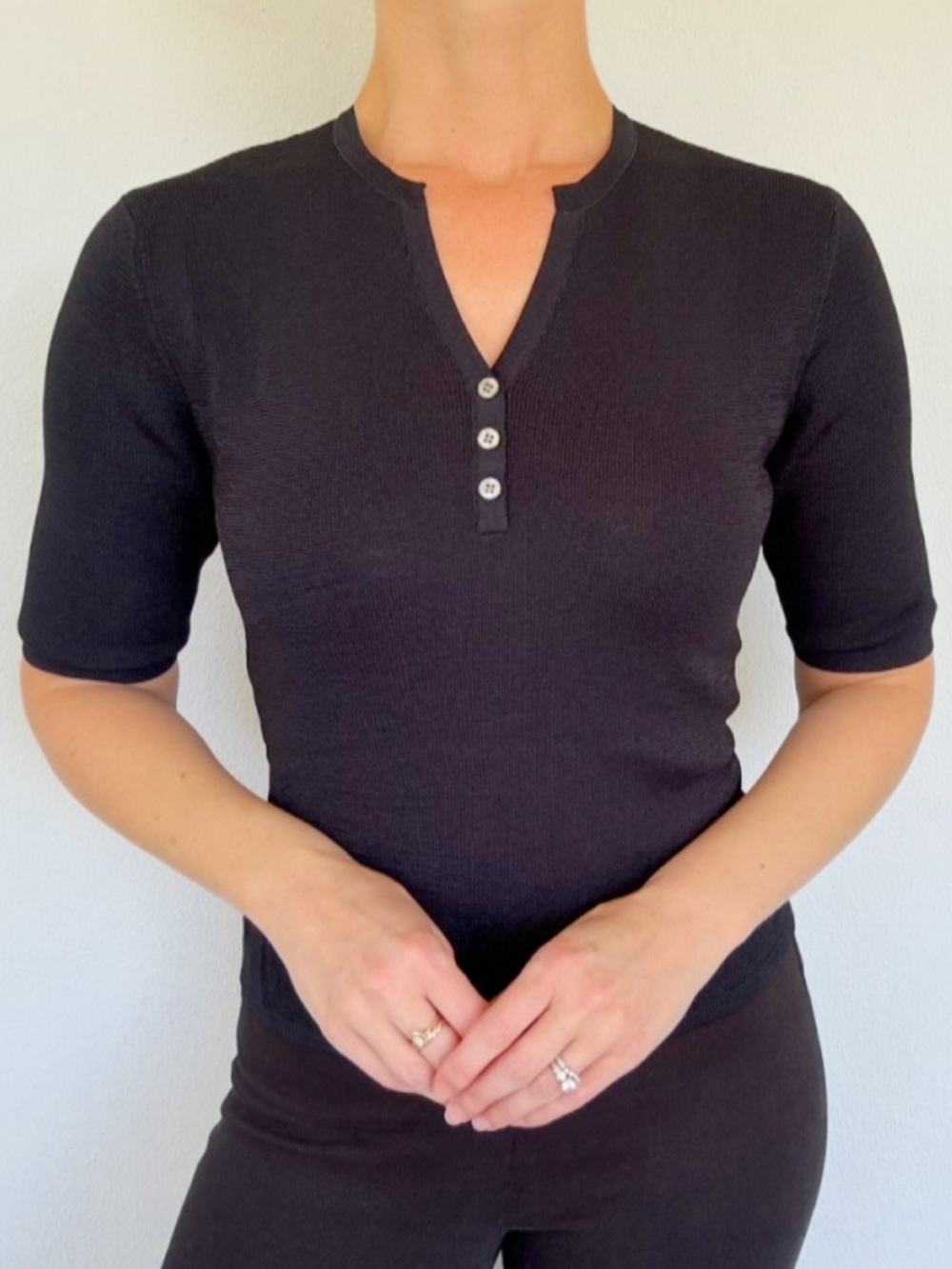 Vintage Ann Taylor black stretch knit half sleeve button neckline top medium